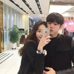 2018qq个性情侣头像一对两张唯美清纯希望你的快乐都来源于我

