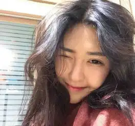 女人这三个信号告诉你,她不介意和你发生点什么
