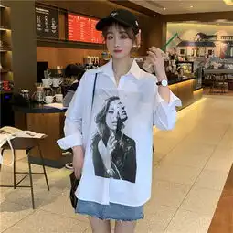 头像腈纶针织衫
