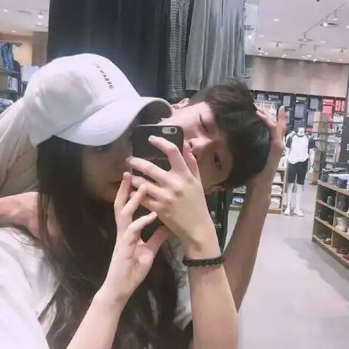 何必执着一张脸
