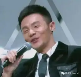 李荣浩承包新年笑点,故意装凶追乡村爱情老了要当爱哭鬼
