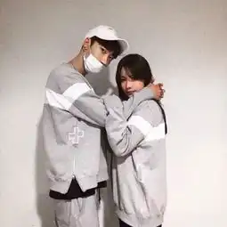 情侣头像一男一女
