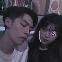 一对两张2022潮流爱人qq头像
