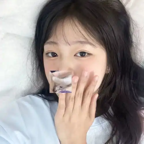 高清唯美小清新女生头像
