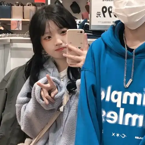 ins一对两张情侣头像
