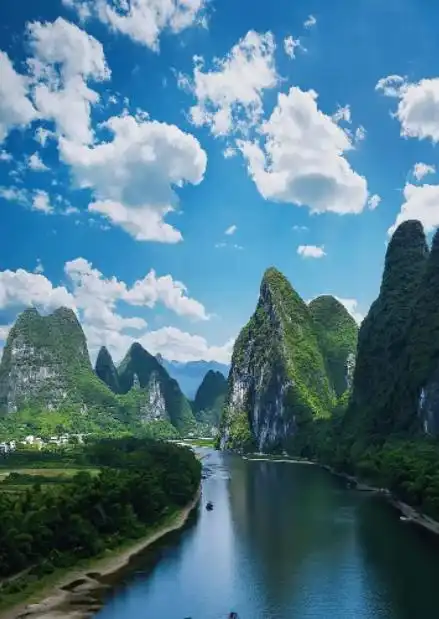 中国最受欢迎的十大景点,去过3个都算的上旅游达人,你去过几个
