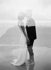 现在就流行这样拍婚纱照
