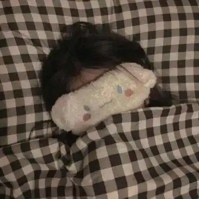 情头女朋友的哪些表现说明她生气了
