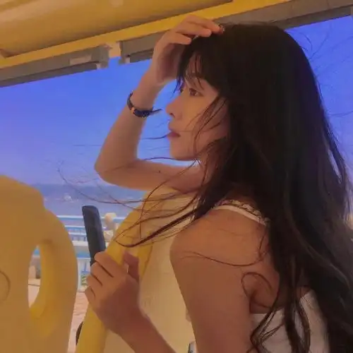很难不爱的招桃花女头

