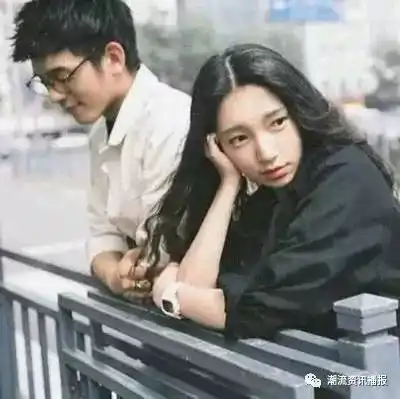 为了让女友能爱我我编了很多荒唐谎言
