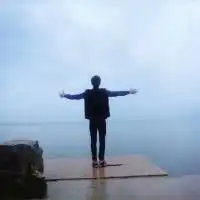 急需qq情侣头像
