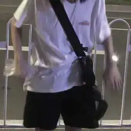 白衬衫穿出不一样的感觉多多支qq男生头像我要个性网
