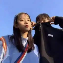 最火情侣头像单人转身就是你

