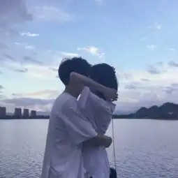 相亲女生微信聊了半个月,还没见面,头像突然变成这个
