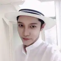 闪亮白帽子
