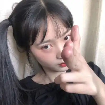 可爱阳光女生头像2020最火爆微信头像女
