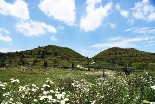 黔西市铁石乡努力建设天蓝地绿水清的美丽家园
