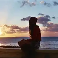 适合孤身一人的微信头像
