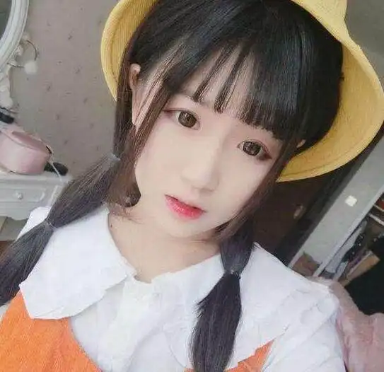 快手4大网红现状,图1被封杀,图2高人气,唯独她被说是靠爹

