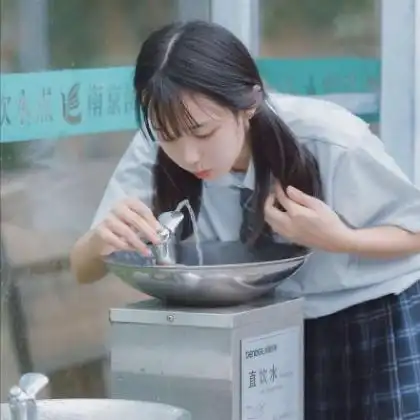 三姐妹头像一人一张,2020流行三张小清新的
