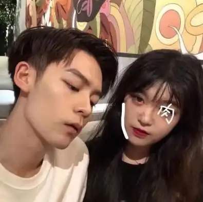 异性夜聊,秒回你消息的男生,前2种只是玩玩,最后才是真爱事情
