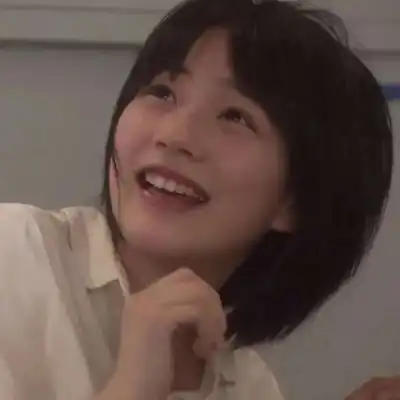 日系小清新女生头像
