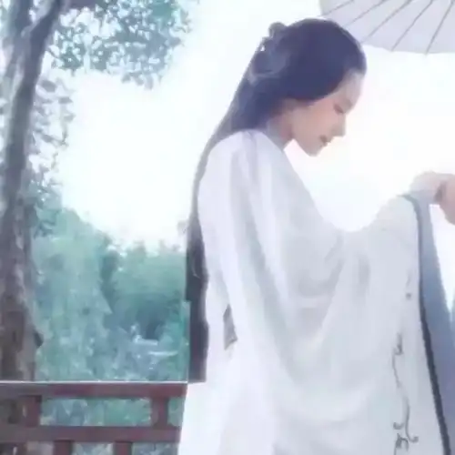 情侣头像灯火星星,人声杳杳,歌不尽乱世烽火
