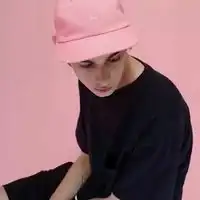 欧美情侣的个性的简约头像
